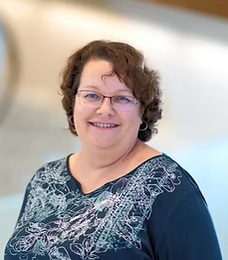 Caroline TREFFEISEN, Secrétaire